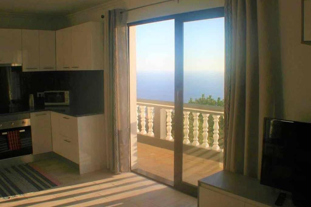 Arcos Grands Suites With Enormous And Private Pool. Arco da Calheta  Εξωτερικό φωτογραφία